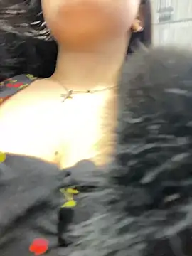 Snapshot of Chloe__Moon chatting on 12/25/24, 04:43 Chloe  Moon online show from 12/25/24, 04:43