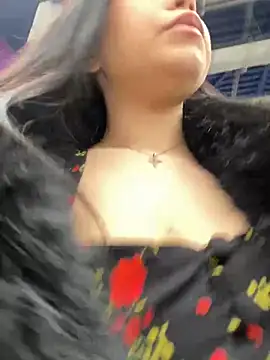 Snapshot of Chloe__Moon chatting on 12/30/24, 02:19 Chloe  Moon online show from 12/30/24, 02:19