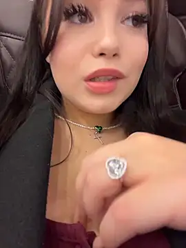 Snapshot of Chloe__Moon chatting on 10/23/25, 03:11 Chloe  Moon online show from 10/23/25, 03:11