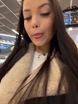 Chloe  Moon online show from 12/04/25, 01:09