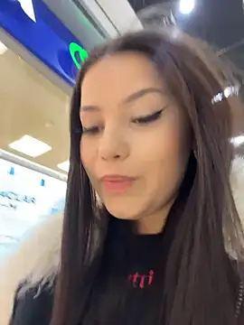 Snapshot of Chloe__Moon chatting on 02/11/26, 02:11 Chloe Moon online show from 02/11/26, 02:11