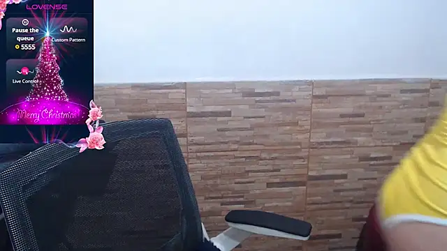 athenea russo4 online show from 12/12/24, 02:26