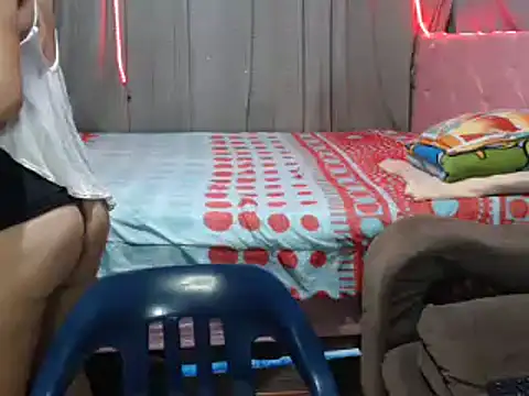 mom son dirty online show from 01/19/25, 12:28