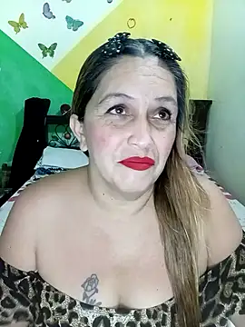 Snapshot of mom_son_dirty chatting on 04/22/26, 12:02 mom son dirty online show from 04/22/26, 12:02