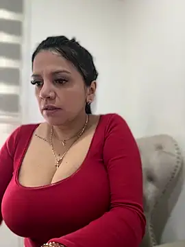 Snapshot of Milff_parkerrr chatting on 01/16/25, 03:02 Milff parkerrr online show from 01/16/25, 03:02