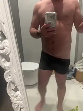 Tomkitomkii online show from 10/05/25, 05:22