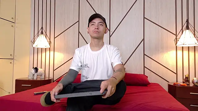 MARCUS AND HIKARY online show from 02/13/25, 01:15