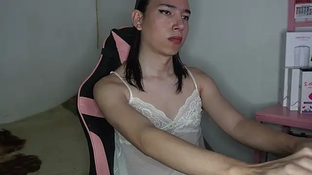 Snapshot of Flaream_angel chatting on 11/02/25, 05:15 Flaream angel online show from 11/02/25, 05:15