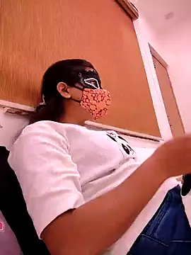 Snapshot of Palak_4u chatting on 12/28/24, 03:58 Palak 4u online show from 12/28/24, 03:58