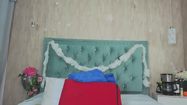 Marcelaa fox online show from 12/18/25, 07:47