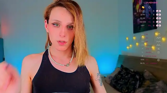  yourFoxy  online show from 05/15/26, 03:19