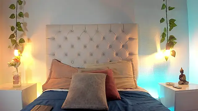 Isabella Flowers online show from 01/18/26, 06:12