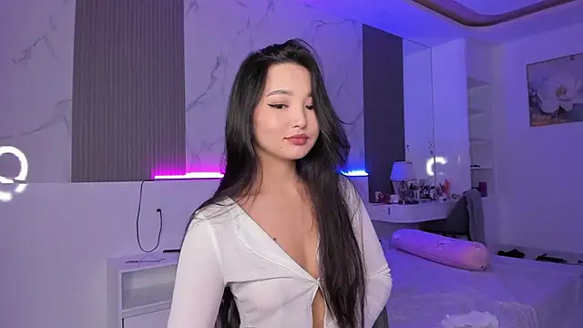 1 love 8 online show from 02/28/25, 11:56