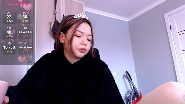 Snapshot of osaka_nia chatting on 02/27/25, 11:10 osaka nia online show from 02/27/25, 11:10