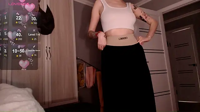 Snapshot of osaka_nia chatting on 03/21/25, 03:46 osaka nia online show from 03/21/25, 03:46