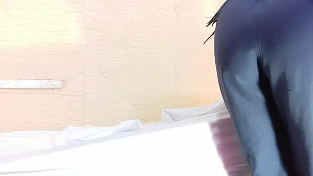 Snapshot of Chocolatte_bar chatting on 01/31/25, 01:23 Chocolatte bar online show from 01/31/25, 01:23