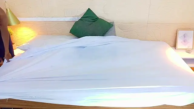 Snapshot of Chocolatte_bar chatting on 03/19/25, 01:40 Chocolatte bar online show from 03/19/25, 01:40