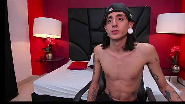 Snapshot of Matthew_Dixonn chatting on 01/10/25, 09:02 Matthew Dixonn online show from 01/10/25, 09:02