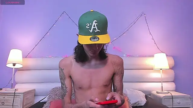 Snapshot of Matthew_Dixonn chatting on 01/24/25, 12:42 Matthew Dixonn online show from 01/24/25, 12:42