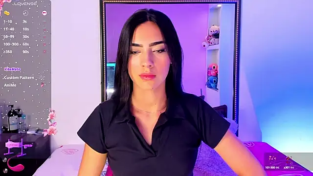 IsaValencia online show from 01/24/25, 10:41