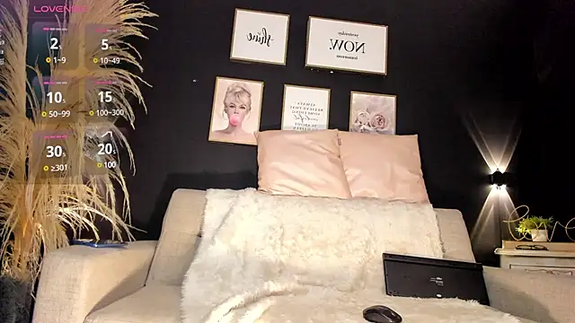 Hanna fost online show from 01/24/25, 04:06