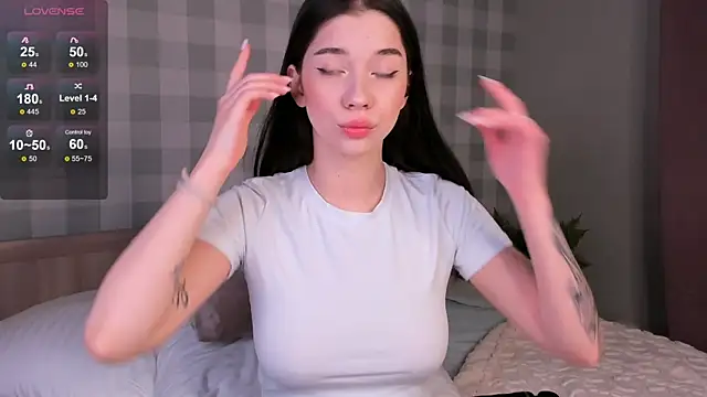 Butterflys1268 online show from 01/25/25, 01:21