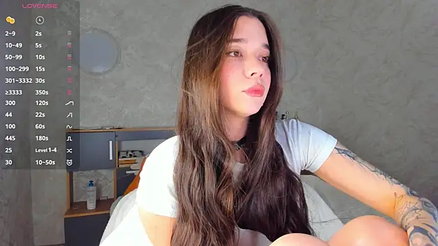 Snapshot of Butterflys1268 chatting on 03/27/26, 03:34 Butterflys1268 online show from 03/27/26, 03:34