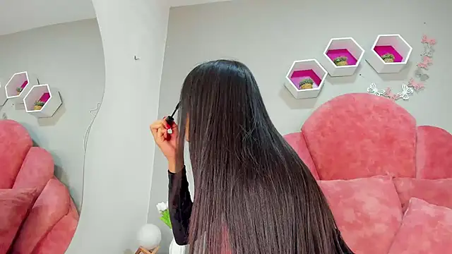 Snapshot of StefanyWilliams_ chatting on 02/17/25, 02:20 StefanyWilliams  online show from 02/17/25, 02:20