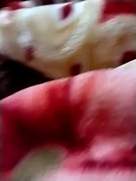 Snapshot of rohitlov150 chatting on 11/19/25, 01:49 rohitlov150 online show from 11/19/25, 01:49