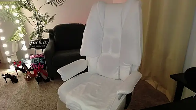 YourMarthaMayer online show from 03/01/25, 05:49