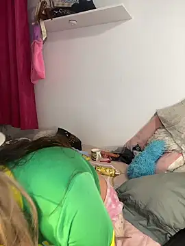 Snapshot of lunaapppp chatting on 03/28/26, 03:50 lunaapppp online show from 03/28/26, 03:50