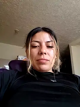 Sweel Leyva18 online show from 05/19/26, 06:36