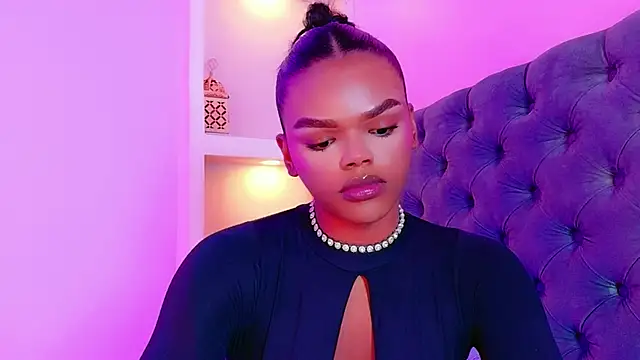 CamiEstrada online show from 12/20/25, 01:23