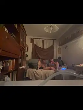 Snapshot of camisexxxtodo chatting on 03/30/26, 04:24 camisexxxtodo online show from 03/30/26, 04:24