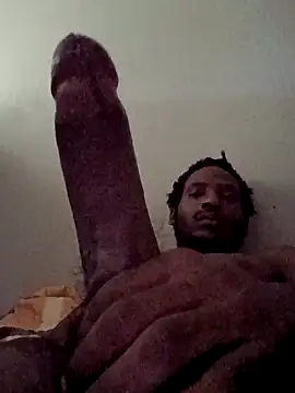 Snapshot of Hardguyy chatting on 09/13/25, 04:07 Hardguyy online show from 09/13/25, 04:07