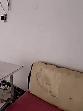 Snapshot of Scarlett-Leh chatting on 02/13/25, 11:28 Scarlett-Leh online show from 02/13/25, 11:28