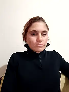 Snapshot of Scarlett-Leh chatting on 03/14/25, 06:53 Scarlett-Leh online show from 03/14/25, 06:53