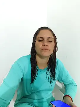 Snapshot of Scarlett-Leh chatting on 12/03/25, 02:19 Scarlett-Leh online show from 12/03/25, 02:19