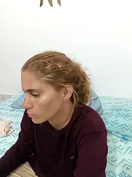 Snapshot of Scarlett-Leh chatting on 12/19/25, 09:55 Scarlett-Leh online show from 12/19/25, 09:55