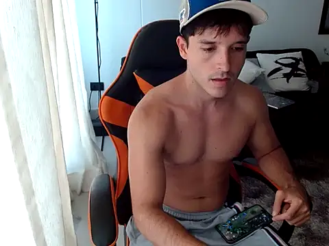 Snapshot of zeth_666 chatting on 11/08/25, 09:57 zeth 666 online show from 11/08/25, 09:57