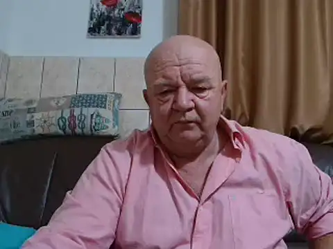 Snapshot of fullballs6 chatting on 12/16/24, 01:53 fullballs6 online show from 12/16/24, 01:53