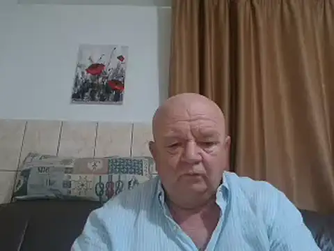 Snapshot of fullballs6 chatting on 12/22/24, 02:28 fullballs6 online show from 12/22/24, 02:28