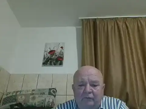 Snapshot of fullballs6 chatting on 01/17/25, 02:39 fullballs6 online show from 01/17/25, 02:39