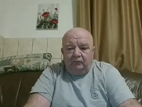 Snapshot of fullballs6 chatting on 01/23/25, 11:47 fullballs6 online show from 01/23/25, 11:47