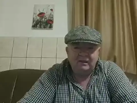 Snapshot of fullballs6 chatting on 01/26/25, 01:31 fullballs6 online show from 01/26/25, 01:31