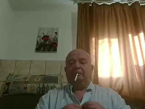 Snapshot of fullballs6 chatting on 01/28/25, 06:27 fullballs6 online show from 01/28/25, 06:27