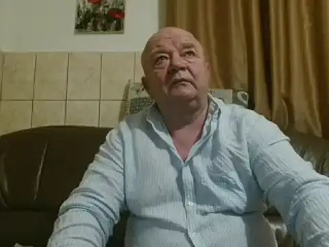 Snapshot of fullballs6 chatting on 02/22/25, 02:50 fullballs6 online show from 02/22/25, 02:50