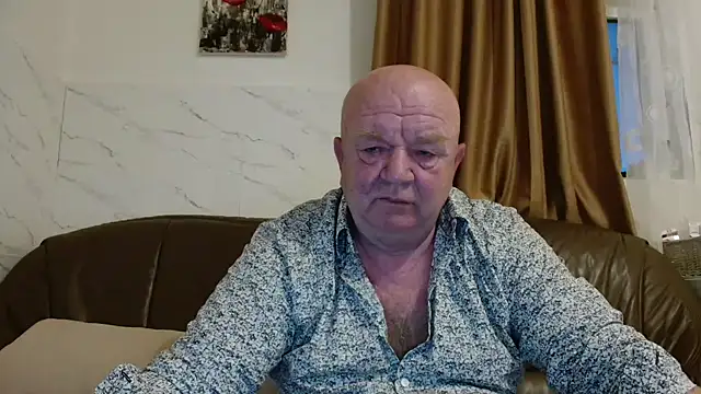 Snapshot of fullballs6 chatting on 03/11/26, 03:56 fullballs6 online show from 03/11/26, 03:56