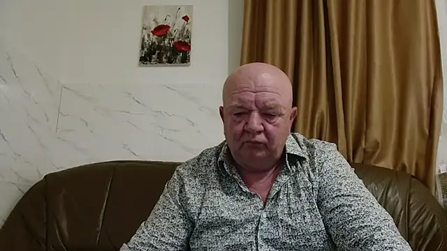 Snapshot of fullballs6 chatting on 03/13/26, 01:56 fullballs6 online show from 03/13/26, 01:56