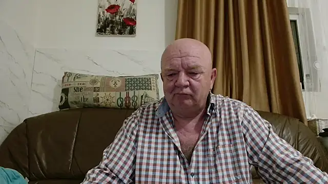 Snapshot of fullballs6 chatting on 03/23/26, 02:48 fullballs6 online show from 03/23/26, 02:48